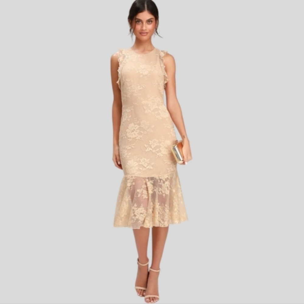 WAYF Bristol Nude Lace Ruffled Midi Dress Size Medium